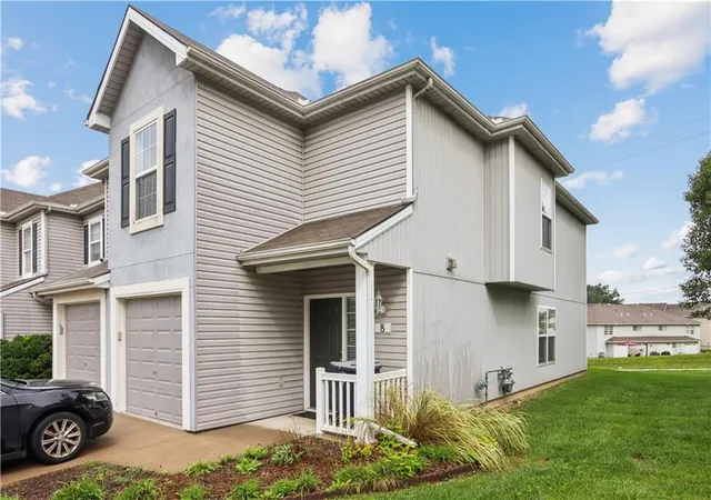 Photo 1 of Townhouse for sale at 8 Ne 95th Court, Kansas City, MO 64155 | MLS# 2644344 | Listing updated on 2026-09-30
