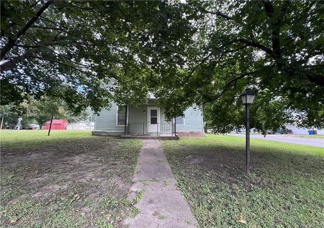 Photo 1 of Single family home for sale at 102 N Osage St, Nortonville, KS 66060 | MLS# 2644347 | Listing updated on 2026-09-28