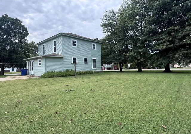 Photo 3 of Single family home for sale at 102 N Osage St, Nortonville, KS 66060 | MLS# 2644347 | Listing updated on 2026-09-28
