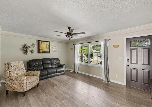 Photo 3 of Single family home for sale at 204 14th Avenue N, Greenwood, MO 64034 | MLS# 2644357 | Listing updated on 2026-10-05
