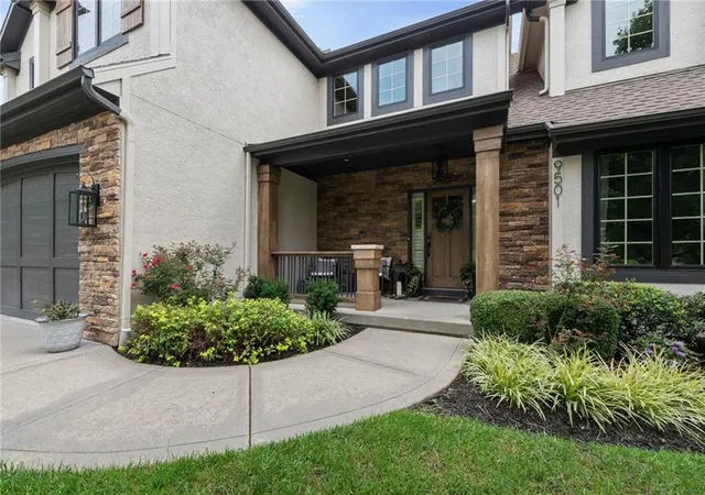 Photo 3 of Sale Pending at 9501 NE 90th Street, Kansas City, MO 64157 | MLS# 2644359 | Listing updated on 2026-10-06