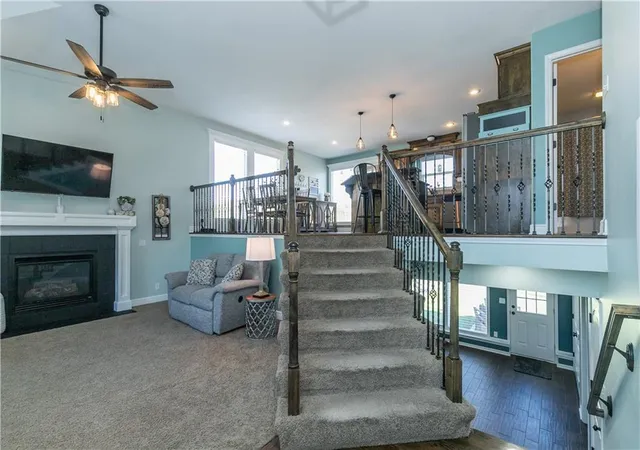 Photo 3 of Single family home for sale at 705 18th Circle, Greenwood, MO 64034 | MLS# 2644366 | Listing updated on 2026-10-08