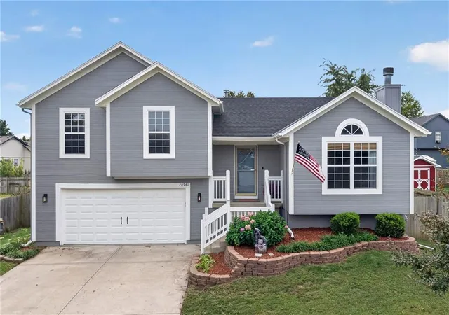 Photo 1 of Single family home for sale at 20941 W 226th Street, Spring Hill, KS 66083 | MLS# 2644369 | Listing updated on 2026-10-03