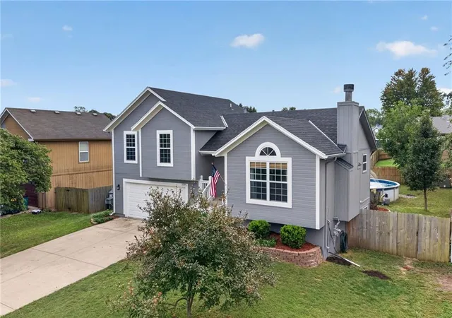 Photo 4 of Single family home for sale at 20941 W 226th Street, Spring Hill, KS 66083 | MLS# 2644369 | Listing updated on 2026-10-03