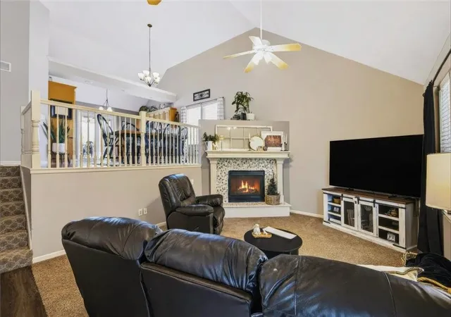 Photo 3 of Single family home for sale at 204 Amy St, Harrisonville, MO 64701 | MLS# 2644373 | Listing updated on 2026-10-08
