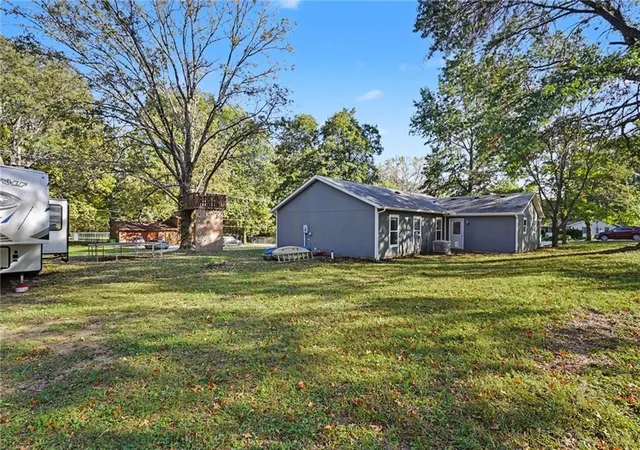 Photo 30 of Single family home for sale at 1100 Fremont St, Baldwin City, KS 66006 | MLS# 2644374 | Listing updated on 2026-10-17