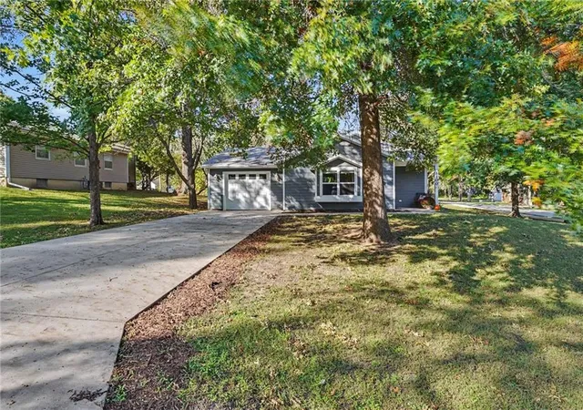 Photo 3 of Single family home for sale at 1100 Fremont St, Baldwin City, KS 66006 | MLS# 2644374 | Listing updated on 2026-10-17