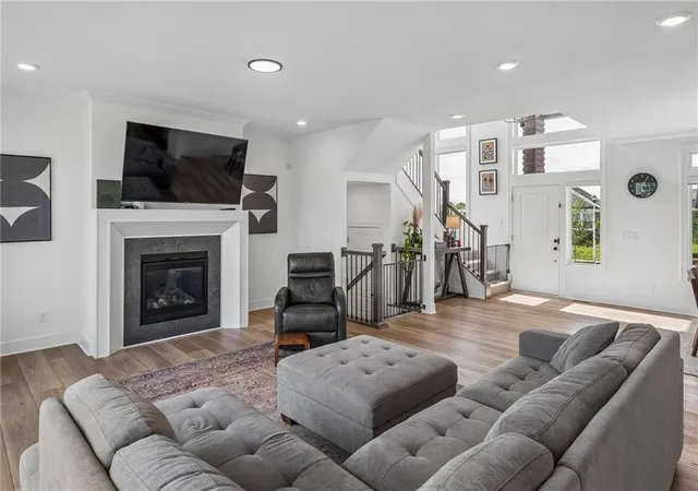 Photo 4 of Single family home for sale at 18225 Depot St, Overland Park, KS 66013 | MLS# 2644382 | Listing updated on 2026-10-01