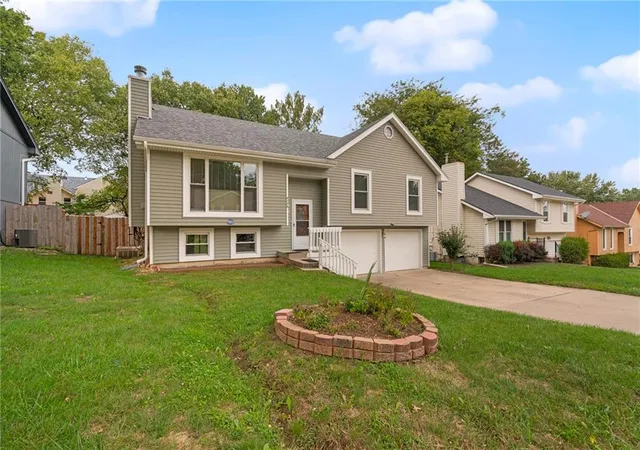 Photo 2 of Single family home for sale at 4108 N Troost Ave, Kansas City, MO 64116 | MLS# 2644385 | Listing updated on 2026-10-06