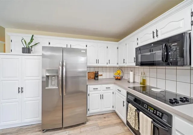 Photo 4 of Single family home for sale at 7418 N Sycamore Ave, Kansas City, MO 64158 | MLS# 2644390 | Listing updated on 2026-10-08