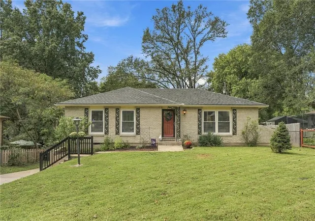 Photo 1 of Sale Pending at 2112 N 75th Terrace, Kansas City, KS 66109 | MLS# 2644391 | Listing updated on 2026-09-30