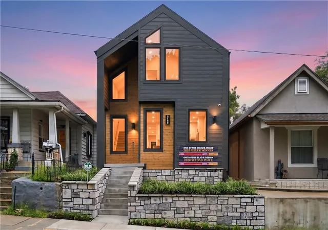 Photo 1 of Single family home for sale at 2135 Madison Ave, Kansas City, MO 64108 | MLS# 2644395 | Listing updated on 2026-10-08