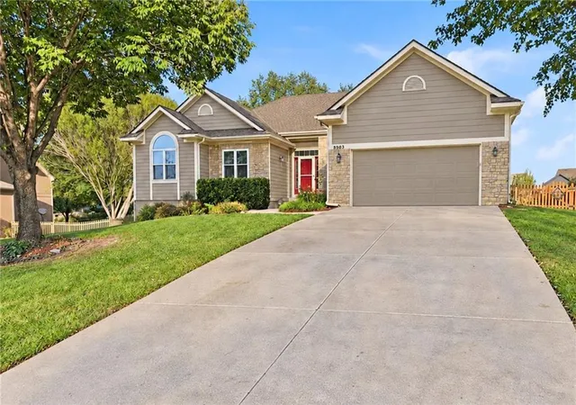 Single family home for sale at 8503 Timber Trails Dr, De Soto, KS 66018 | MLS# 2644419