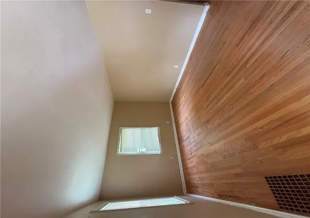 Photo 4 of Single family home for sale at 4421 College Ave, Kansas City, MO 64130 | MLS# 2644429 | Listing updated on 2026-09-29