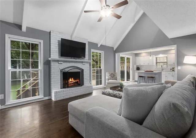 Photo 2 of Single family home for sale at 1001 Wyckwood Dr, Liberty, MO 64068 | MLS# 2644432 | Listing updated on 2026-10-01