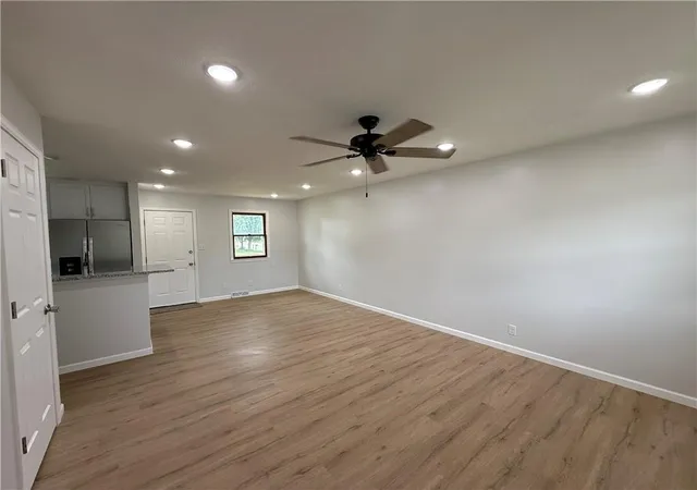 Photo 3 of Single family home for sale at 203 Mohawk Ave, Hiawatha, KS 66434 | MLS# 2644435 | Listing updated on 2026-09-30