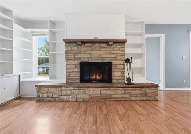 Photo 3 of Single family home for sale at 412 S Hocker Ave, Independence, MO 64050 | MLS# 2644437 | Listing updated on 2026-10-08