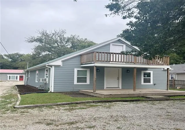 Single family home for sale at 5812 Tauromee Ave, Kansas City, KS 66102 | MLS# 2644440