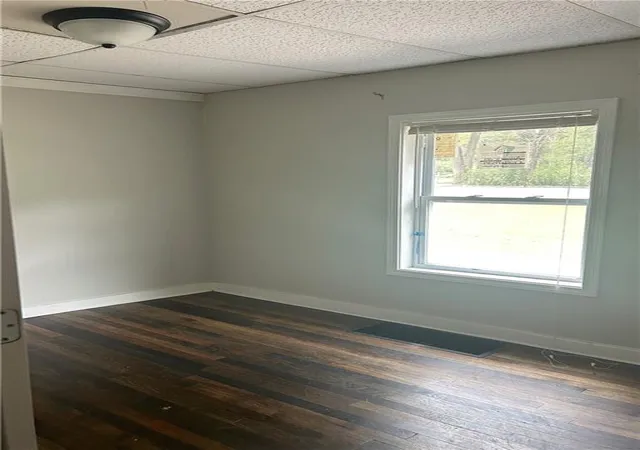Photo 3 of Single family home for sale at 5812 Tauromee Ave, Kansas City, KS 66102 | MLS# 2644440 | Listing updated on 2026-10-09