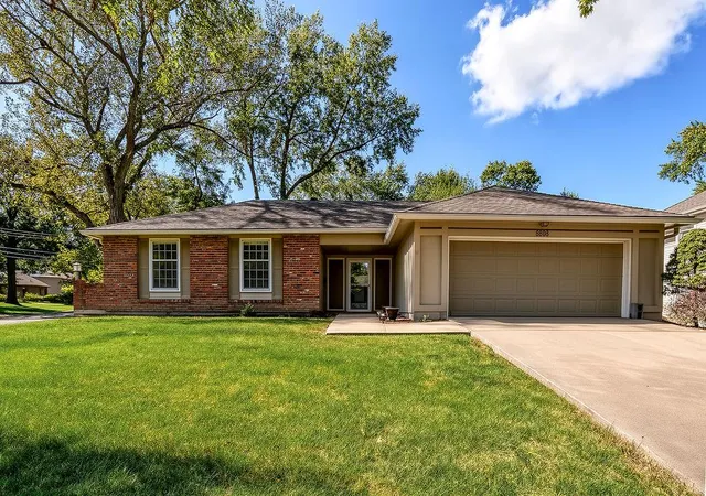 Photo 1 of Single family home for sale at 9808 Wedd St, Overland Park, KS 66212 | MLS# 2644441 | Listing updated on 2026-10-14