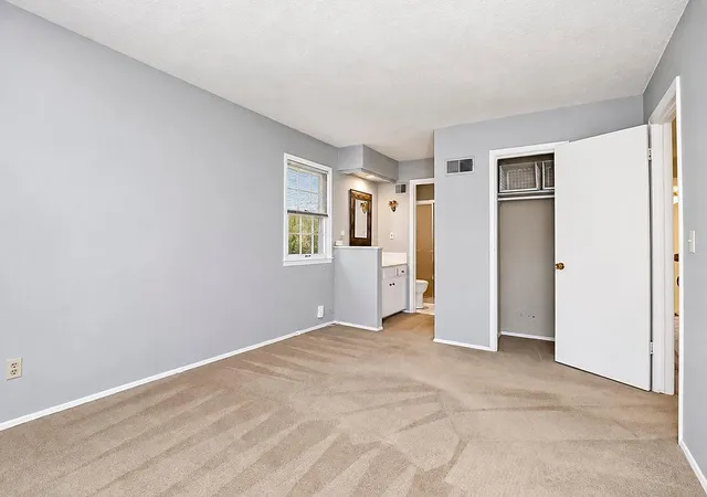 Photo 3 of Single family home for sale at 9808 Wedd St, Overland Park, KS 66212 | MLS# 2644441 | Listing updated on 2026-10-14