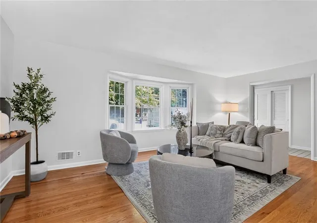 Photo 3 of Single family home for sale at 8940 Conser St, Overland Park, KS 66212 | MLS# 2644453 | Listing updated on 2026-10-08