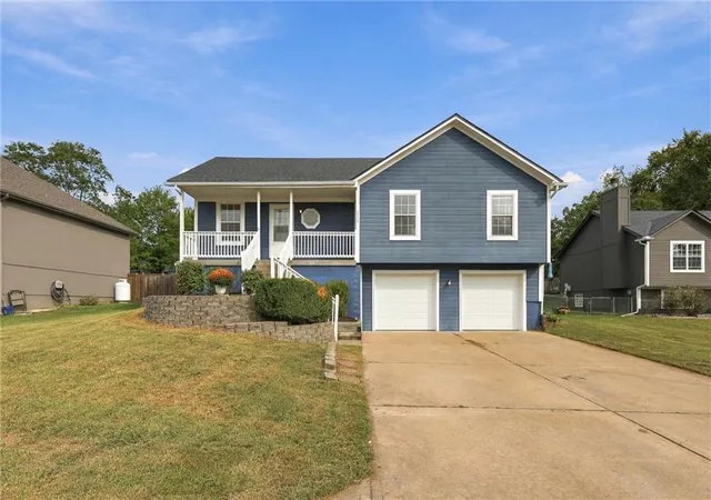 Single family home for sale at 1309 Deena St, Pleasant Hill, MO 64080 | MLS# 2644456