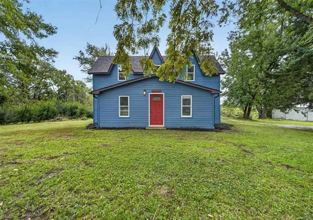 Photo 3 of Single family home for sale at 21021 Missouri City Rd, Liberty, MO 64068 | MLS# 2644460 | Listing updated on 2026-10-02
