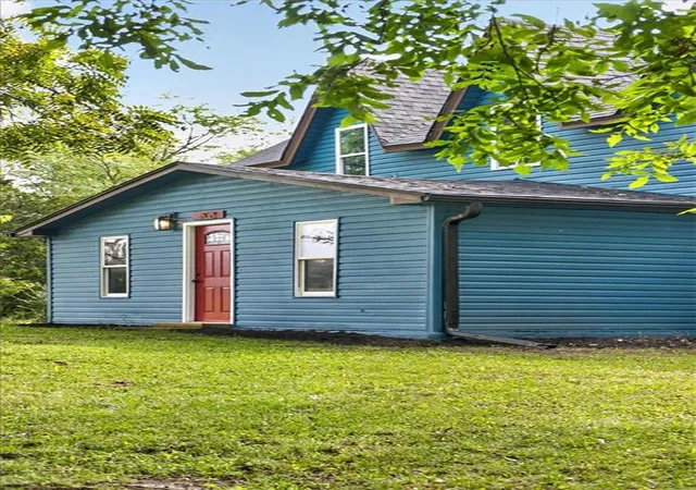 Photo 4 of Single family home for sale at 21021 Missouri City Rd, Liberty, MO 64068 | MLS# 2644460 | Listing updated on 2026-10-02