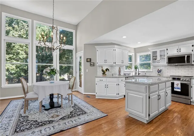 Photo 1 of Single family home for sale at 7608 NW 76th Place, Kansas City, MO 64152 | MLS# 2644467 | Listing updated on 2026-10-08
