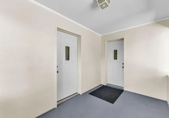 Photo 4 of Single family home for sale at 734 Riverview Dr, Saint Joseph, MO 64503 | MLS# 2644486 | Listing updated on 2026-10-02