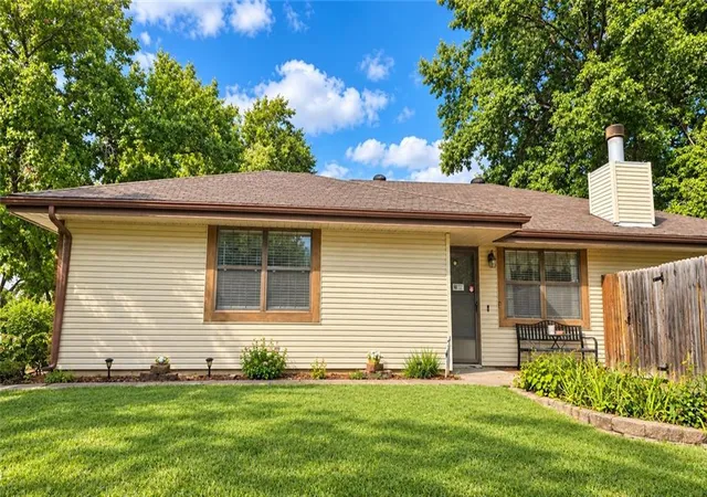 Photo 1 of Single family home for sale at 2700 Nw 5th Street, Blue Springs, MO 64014 | MLS# 2644490 | Listing updated on 2026-10-09
