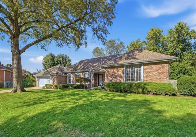 Photo 2 of Single family home for sale at 7816 W 100th Place, Overland Park, KS 66212 | MLS# 2644492 | Listing updated on 2026-10-09