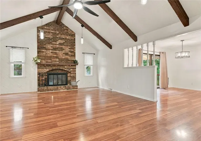 Photo 2 of Single family home for sale at 615 Nashua Rd, Liberty, MO 64068 | MLS# 2644497 | Listing updated on 2026-10-01