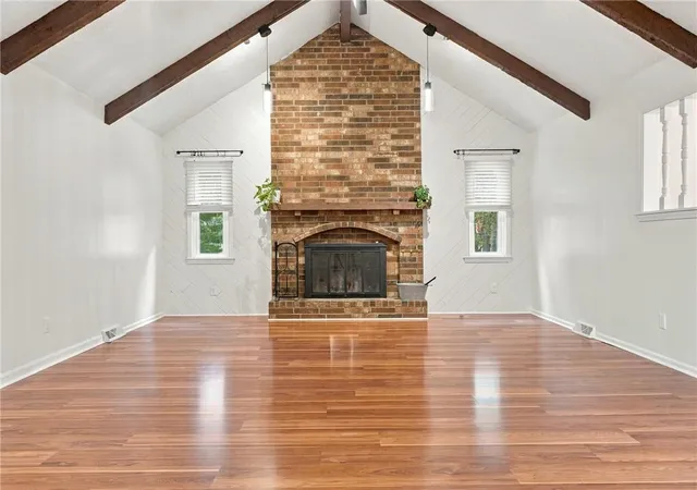 Photo 3 of Single family home for sale at 615 Nashua Rd, Liberty, MO 64068 | MLS# 2644497 | Listing updated on 2026-10-01