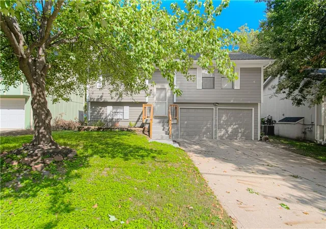 Photo 1 of Single family home for sale at 8904 Ne 72nd Street, Kansas City, MO 64158 | MLS# 2644509 | Listing updated on 2026-10-03