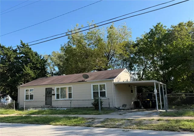 Photo 1 of Single family home for sale at 7200 Indiana Ave, Kansas City, MO 64132 | MLS# 2644527 | Listing updated on 2026-10-05