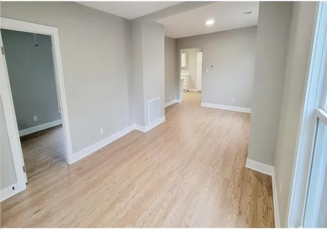 Photo 2 of Single family home for sale at 615 N Oak St, Iola, KS 66749 | MLS# 2644530 | Listing updated on 2026-10-02