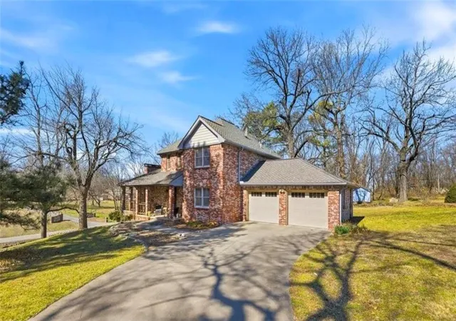 Single family home for sale at 916 E 27th Street, Baxter Springs, KS 66713 | MLS# 2644549
