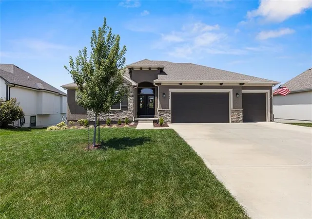 Photo 4 of Single family home for sale at 19700 Norton St, Spring Hill, KS 66083 | MLS# 2644550 | Listing updated on 2026-10-03