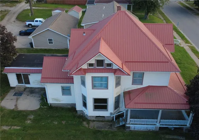 Photo 4 of Single family home for sale at 201 S Buchanan St, Maryville, MO 64468 | MLS# 2644553 | Listing updated on 2026-10-09