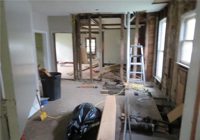 Photo 3 of Single family home for sale at 809 Liberty St, Oskaloosa, KS 66066 | MLS# 2644561 | Listing updated on 2026-10-01