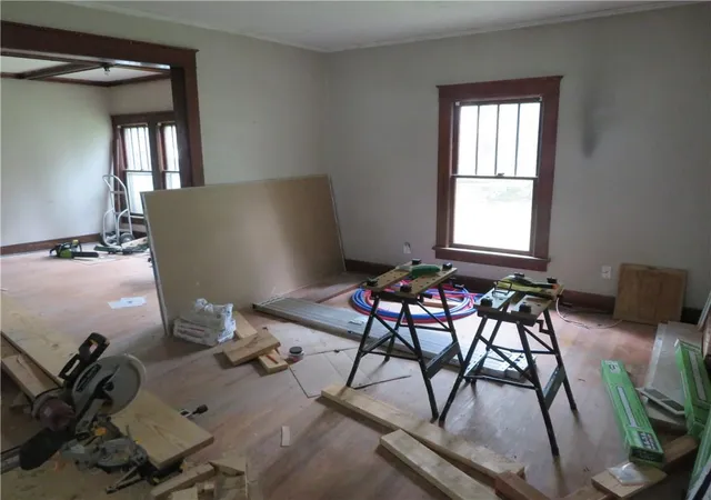 Photo 4 of Single family home for sale at 809 Liberty St, Oskaloosa, KS 66066 | MLS# 2644561 | Listing updated on 2026-10-01