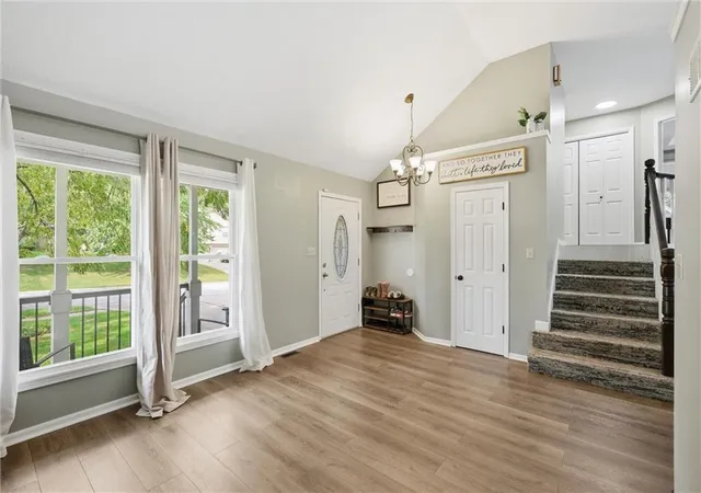 Photo 2 of Single family home for sale at 1337 NE Foxwood Dr, Lees Summit, MO 64086 | MLS# 2644563 | Listing updated on 2026-10-02