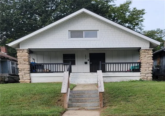 Single family home for sale at 3838 Chestnut Ave, Kansas City, MO 64128 | MLS# 2644565