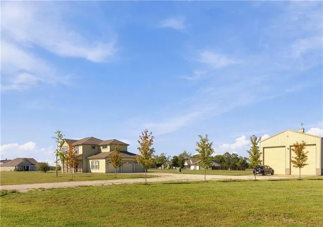 Photo 4 of Single family home for sale at 1494 N 989 Road, Lawrence, KS 66046 | MLS# 2644570 | Listing updated on 2026-10-08