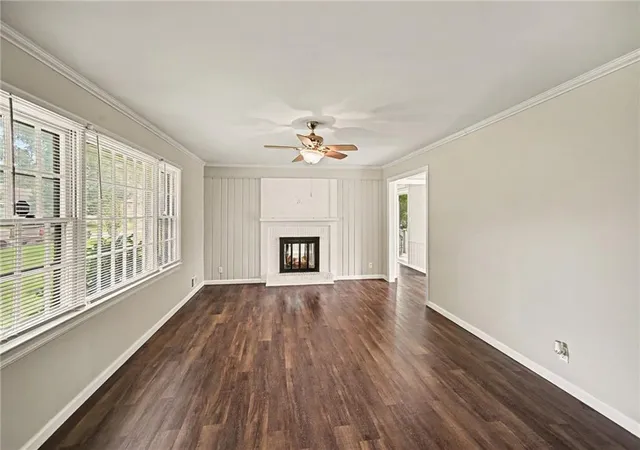 Photo 4 of Single family home for sale at 6005 Laurel Ave, Raytown, MO 64133 | MLS# 2644571 | Listing updated on 2026-10-01