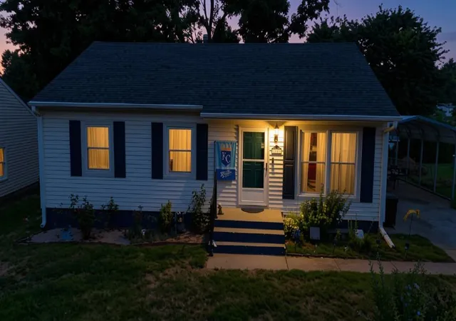 Photo 1 of Single family home for sale at 2600 Cardinal Ln, Saint Joseph, MO 64503 | MLS# 2644573 | Listing updated on 2026-10-27