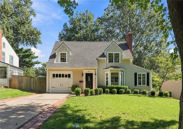 Photo 1 of Sale Pending at 5545 Canterbury Rd, Fairway, KS 66205 | MLS# 2644575 | Listing updated on 2026-10-09
