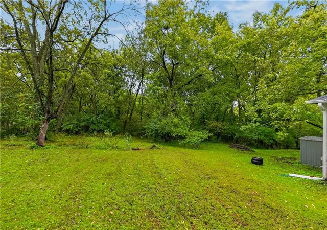Photo 3 of Single family home for sale at 6813 Manchester Ave, Kansas City, MO 64133 | MLS# 2644577 | Listing updated on 2026-10-02